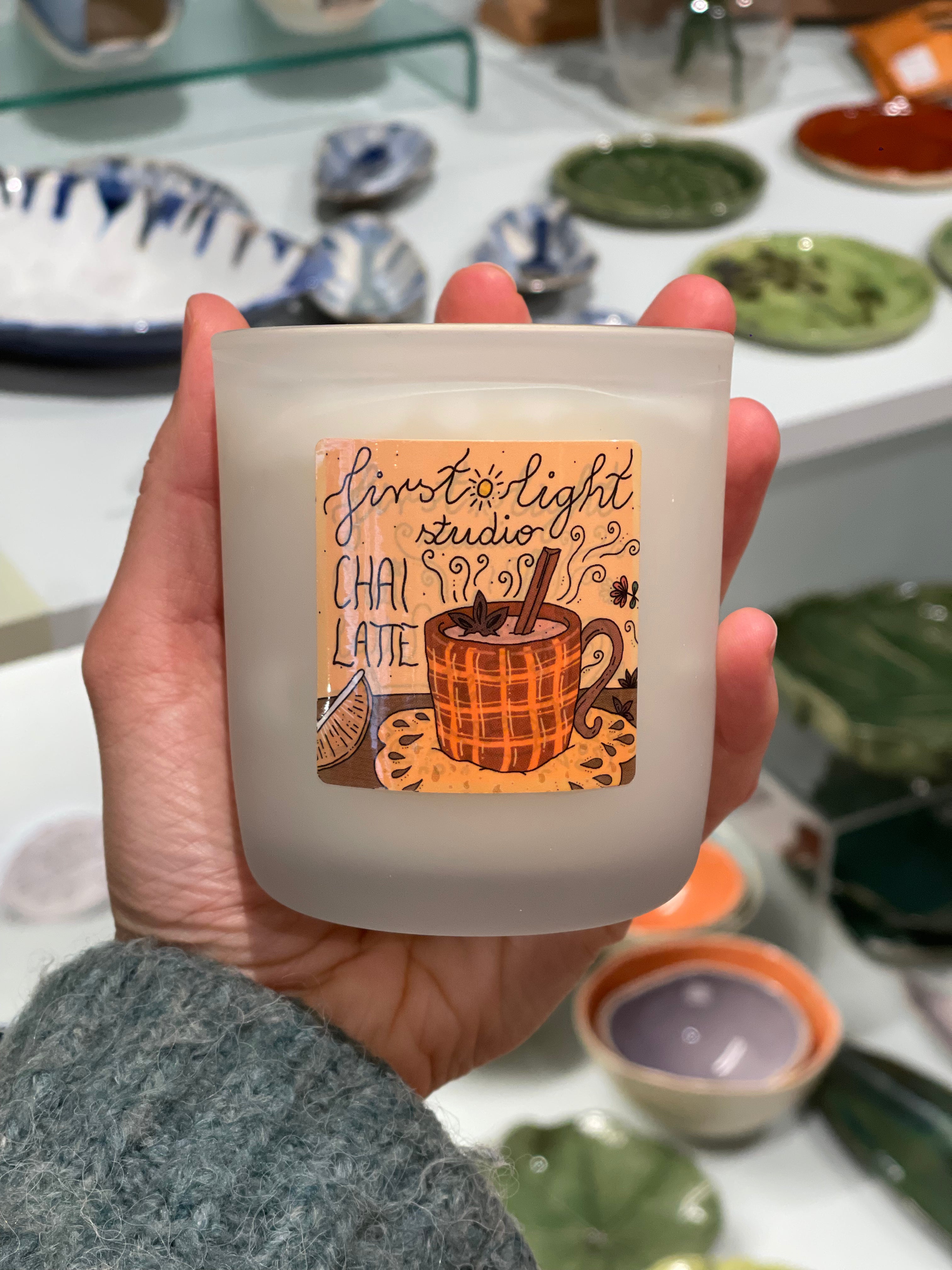 duftlys i eske, chai latte duft, naturlig