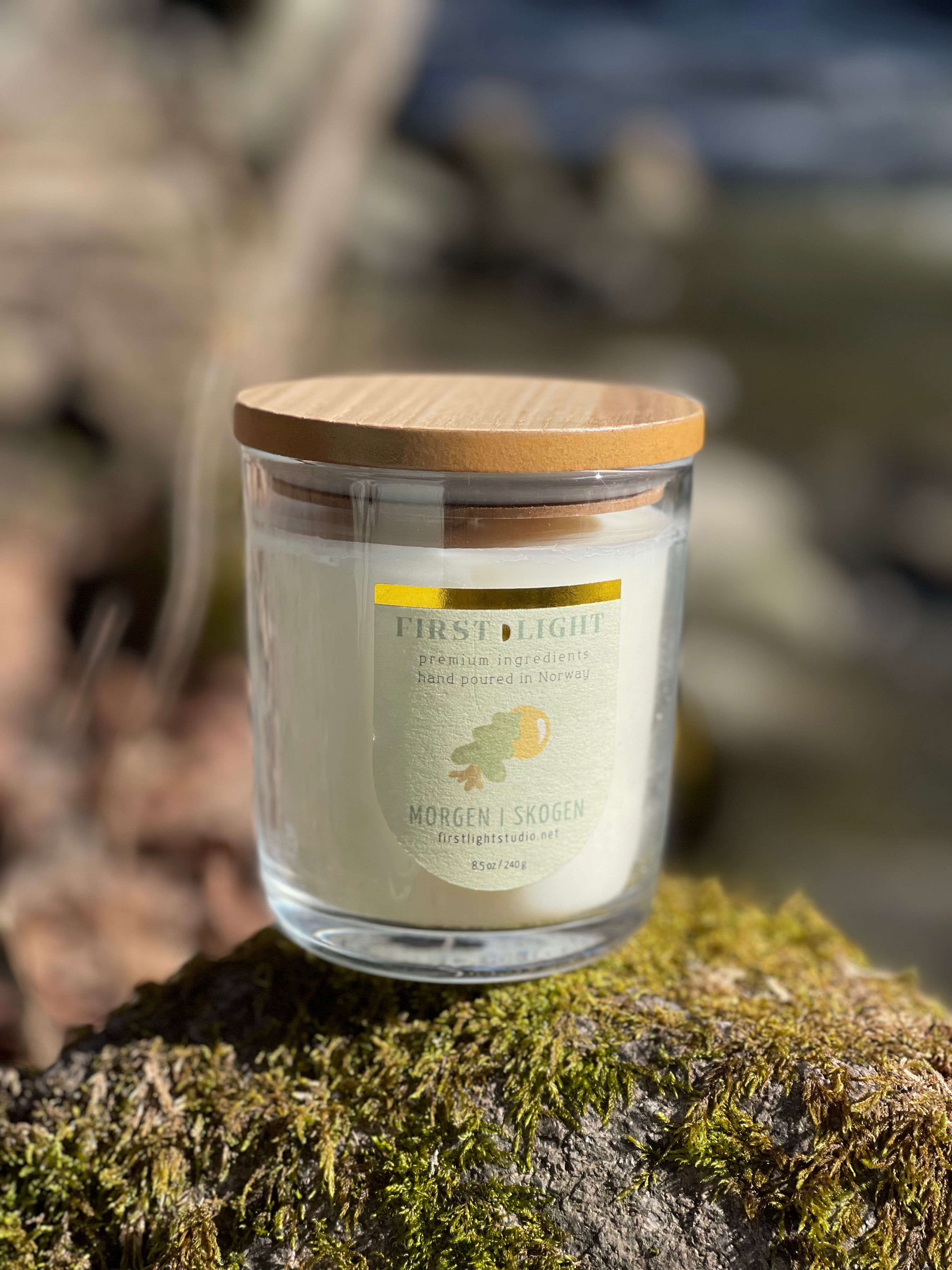 MORGEN I SKOGEN håndlagde duftlys (insect repellent)