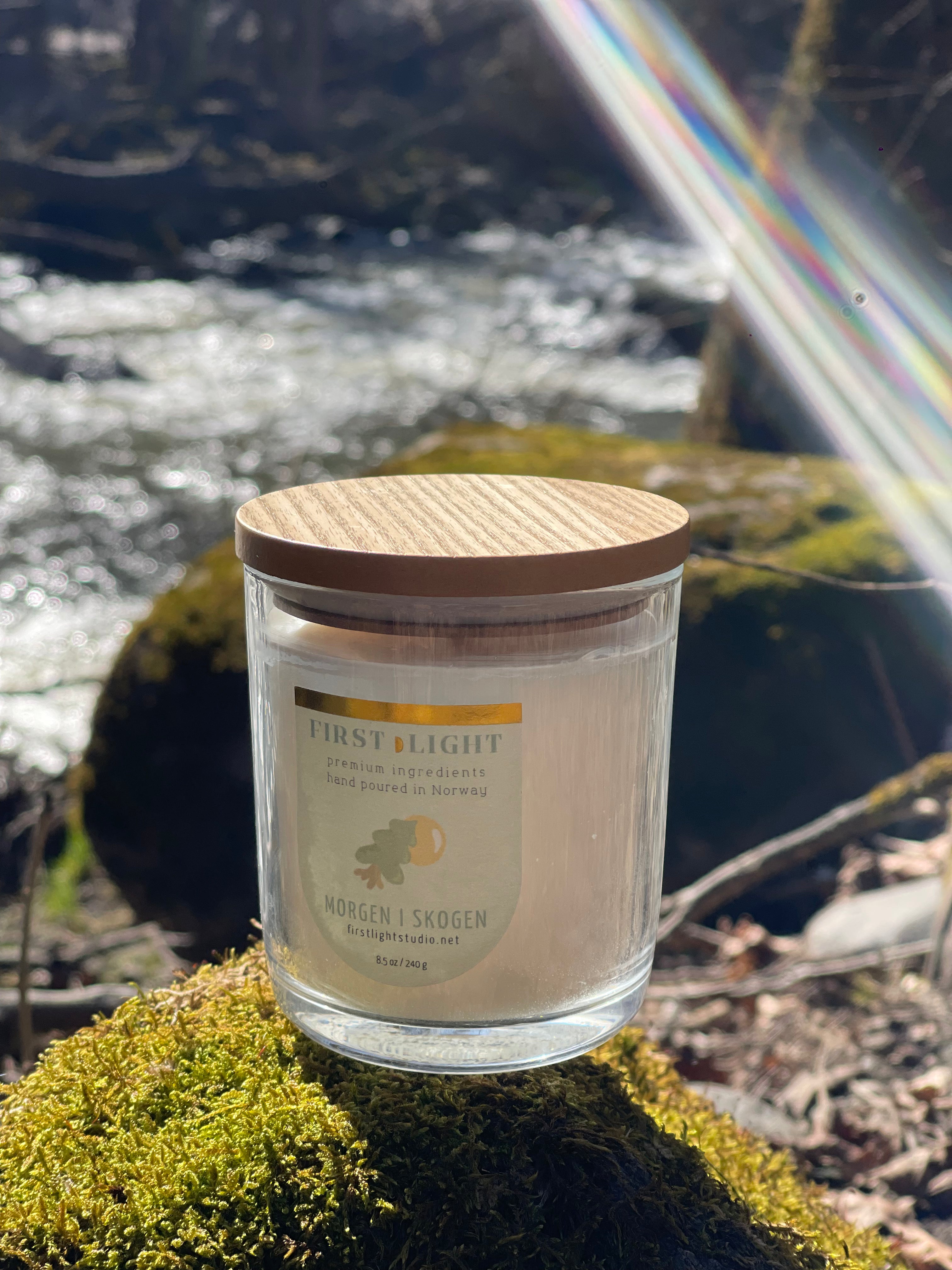 MORGEN I SKOGEN håndlagde duftlys (insect repellent)