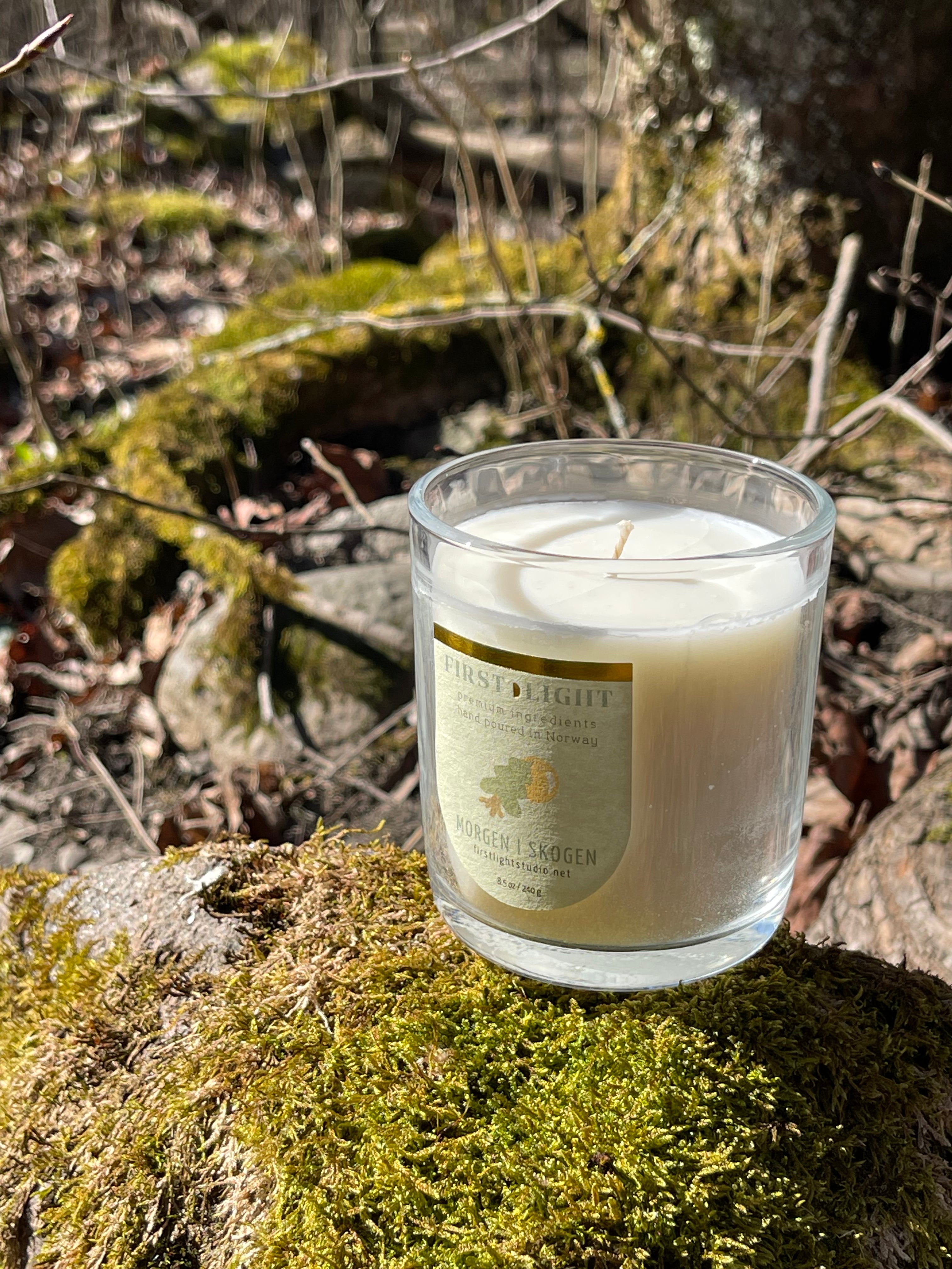 MORGEN I SKOGEN håndlagde duftlys (insect repellent)